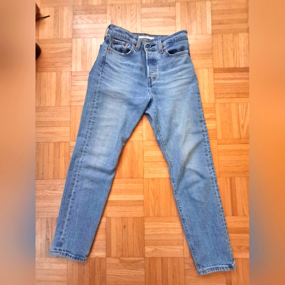 Levis Wedgie Jeans
